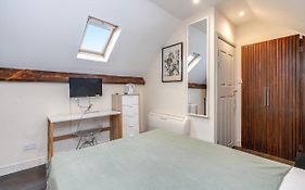 Quiet Double Studio Flat